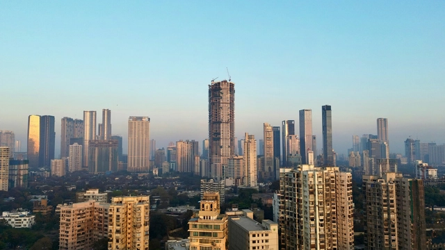 The Economics of Vertical Growth in India: Addressing Urban Density and Sprawl - Featured Image