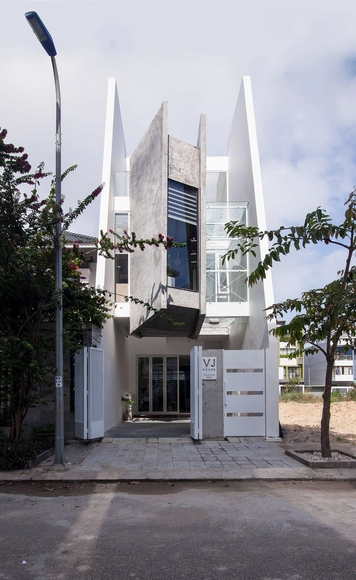 V+J House / NAW Studio - Houses