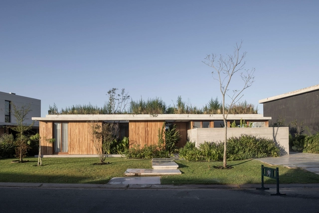Casa de Las Aves / Estudio Simbiosis - Fotografía exterior, Casas, Jardín