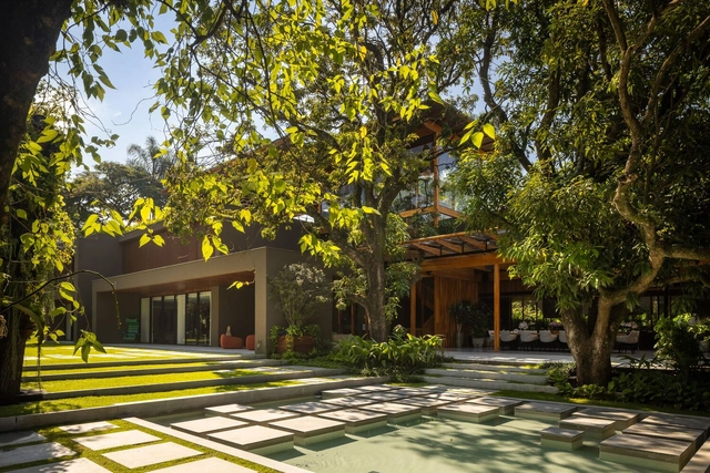 Casa Rua Alemanha / Marcelo Franco Arquitetos Associados - Casas