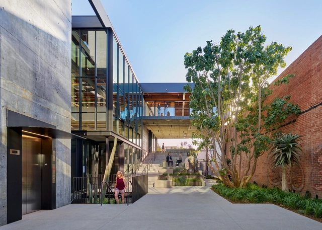 1640 14th Street Commercial & Offices / HGA - Commercial Architecture