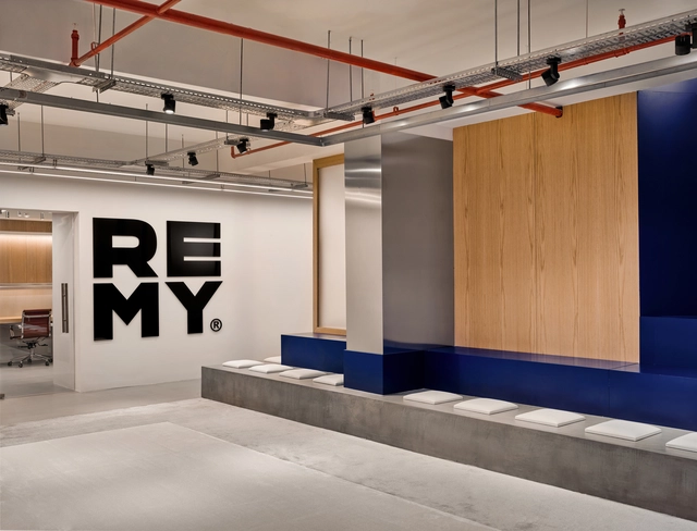 Remy Global Office Interior / KAT73 - Offices Interiors