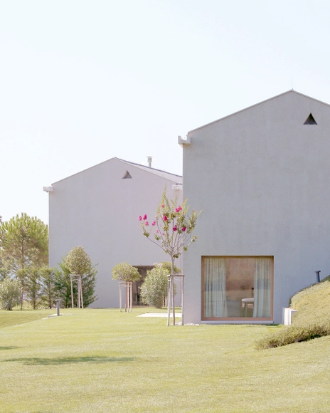 House with Pavilion / Arhitekti Počivašek Petranovič - Houses