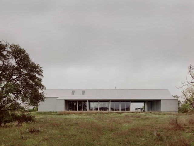 Casa/Galpão / Side Angle Side - Casas
