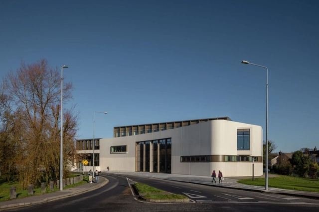 Biblioteca DeValera e Galeria de Arte Súil / Keith Williams Architects - Fotografia de Exterior, Bibliotecas