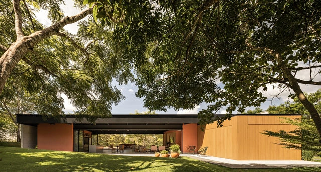 Casa Galgo / Tati Tavares + Alex Dalcin Arquitetura - Casas