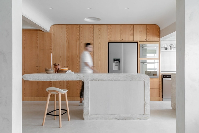 Apartamento Puro / Studio Guilherme Garcia - Fotografia de Interiores, Interiores De Apartamentos, Cozinha, Bancada, Cadeira, Pia