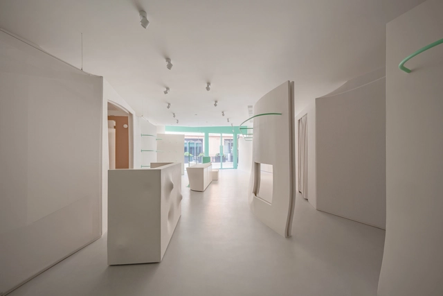 likeuu Concept Exploration Center / Studio 10 - Retail Interiors