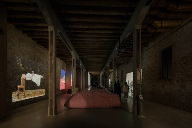 El Pabellón Argentino en la Bienal de Venecia 2025: La siesta como experiencia en un espacio cargado de simbolismos - Imagen Principal