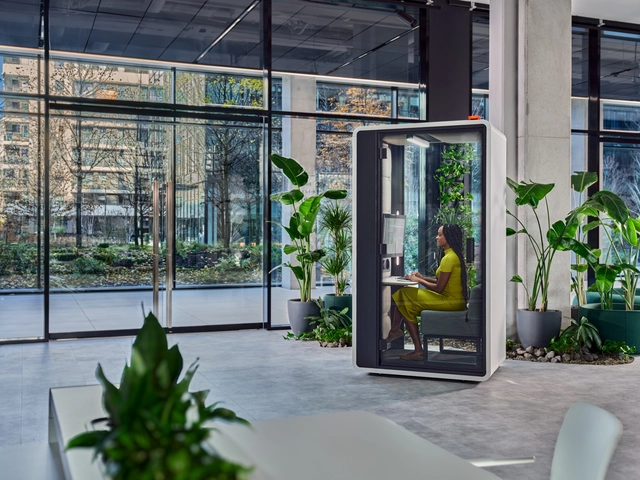 Designing Office Spaces for Focus in the Hybrid Work Era - Featured Image