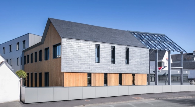 Natural Slate Rainscreen Cladding: A Solution for Passive Houses - Featured Image