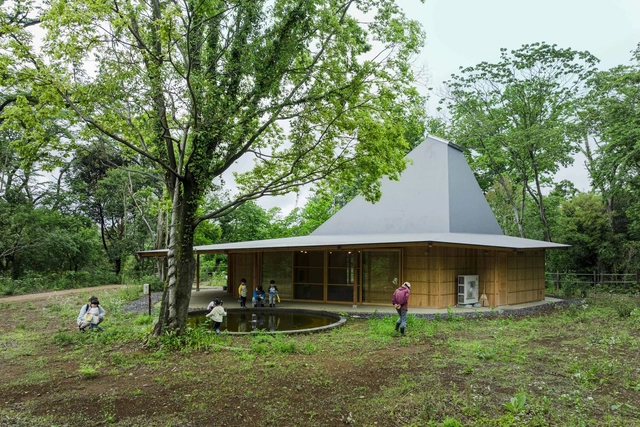 Cabaña del Sombrero / Tezuka Architects - Fotografía exterior, Arquitectura Educacional