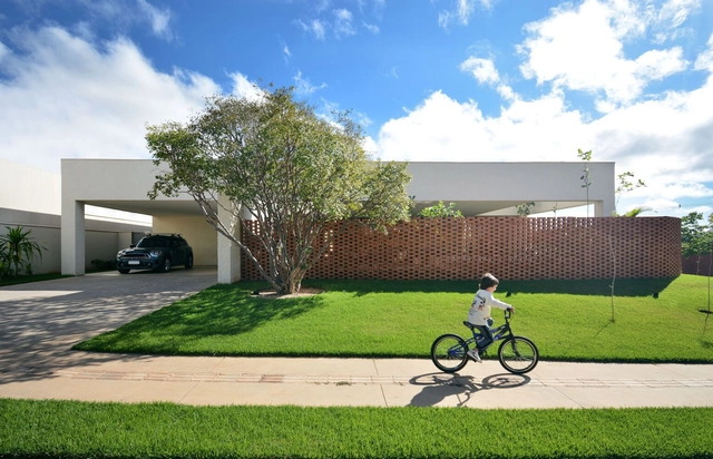 Casa de Tijolos / Ateliê Andressa Lima - Fotografia de Exterior, Casas, Jardim