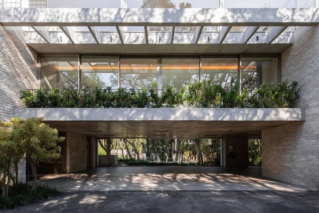 Casa de Pedra / Marcos Bertoldi Arquitetos - Casas