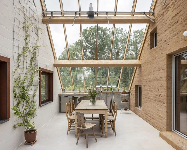 Omloop Farmhouse / hé! architectuur - Interior Photography, Renovation, Beam, Chair