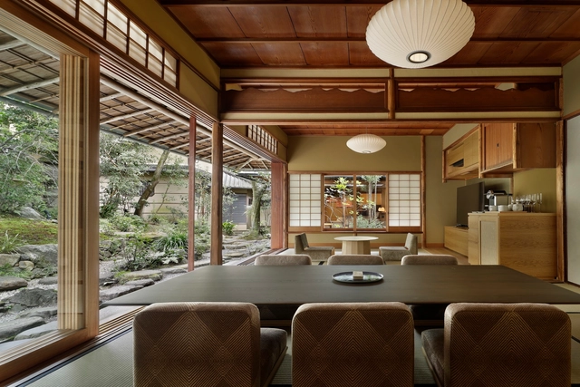 Hotel VMG Villa Kyoto / Moriyoshi Naotake Atelier - Fotografia de Interiores, Renovação, Cadeira