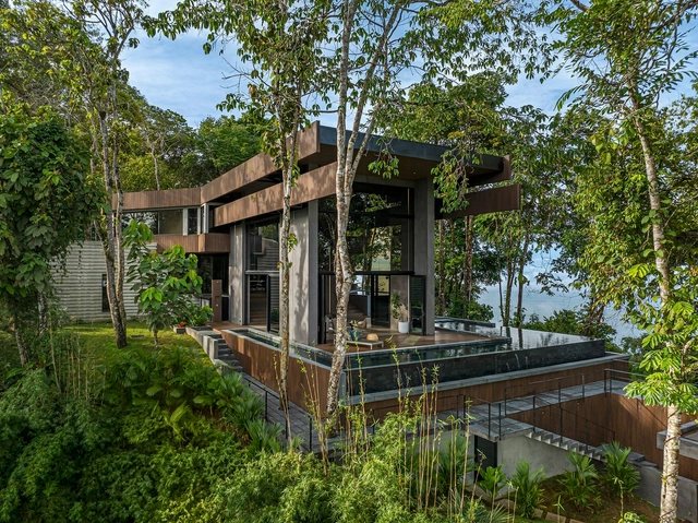 Residencia Azur  / Alianz - Fotografía exterior, Casas, Escaleras