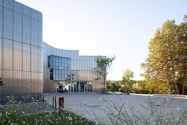 ISALAB Engineering School / Patrick Arotcharen Architecte - Exterior Photography, Schools 