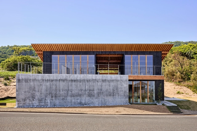 Kugami Terrace Sunset Cafe and Small Gallery / REPLUS Co.,Ltd - Exterior Photography, Gallery