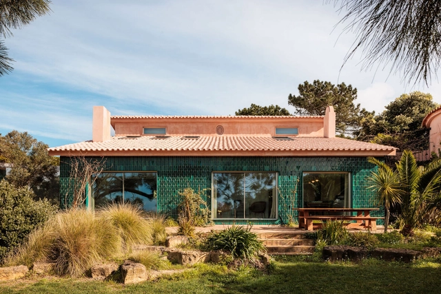 Casa Azóia AIP / João Tiago Aguiar, Arquitectos - Fotografía exterior, Casas, Jardín