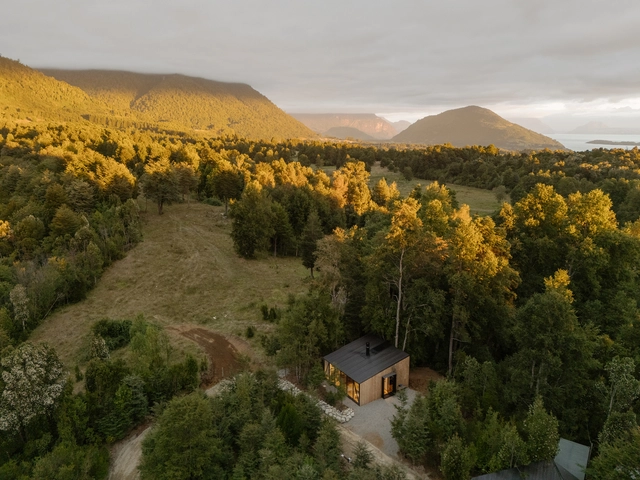 Shelter S01 / Hebra Arquitectos - Fotografía exterior, Cabañas & Lodges, Bosque