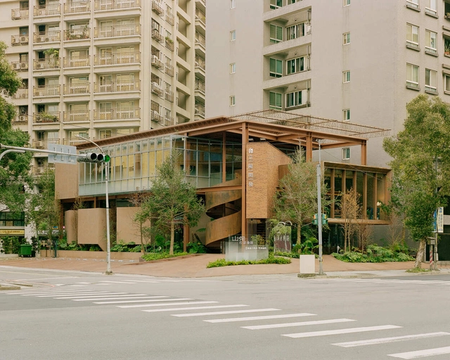 Apricity 开发品牌总部 / Soar Design Studio + Ray Architects - 办公设施