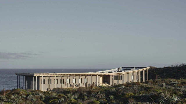 Casa EP / LOTE STUDIO + Ignacio Ferreira - Casas