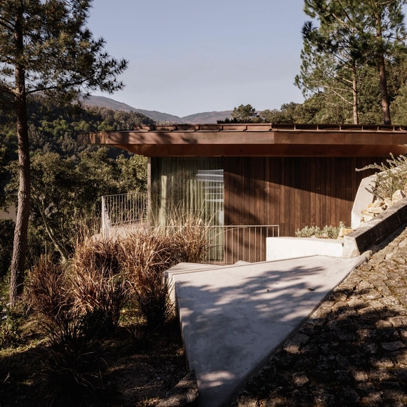 Casa Douro Wood / MJARC Arquitectos - Casas