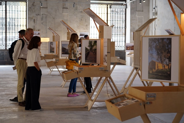 La Bienal Española de Arquitectura y Urbanismo 2025 aborda los retos de la hiperconectividad - Imagen Principal