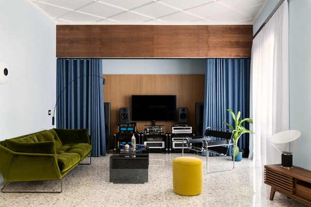 VDS House / 02A | studio - Interior Photography, Apartment Interiors, Lighting, Table, Chair