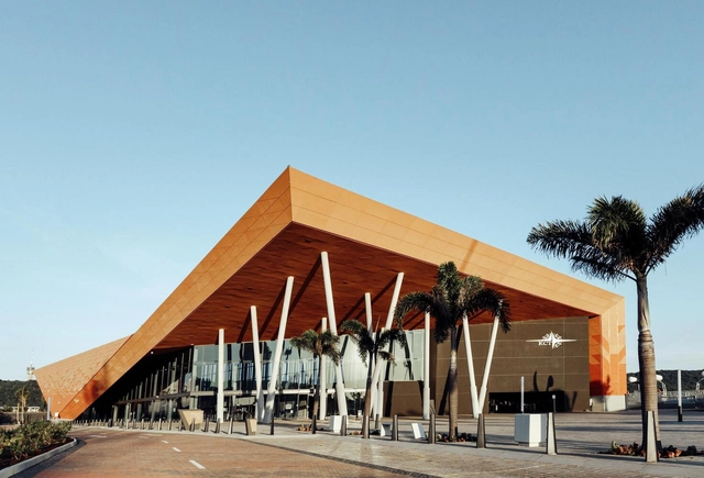 Nelson Mandela Cruise Terminal / Elphick Proome Architecture + Vusa Collaborative - Exterior Photography, Cruise Terminal, Column