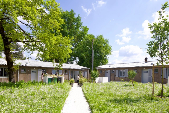 Beutre Housing Estates Rehabilitation / Christophe Hutin architecture - Exterior Photography, Refurbishment, Garden