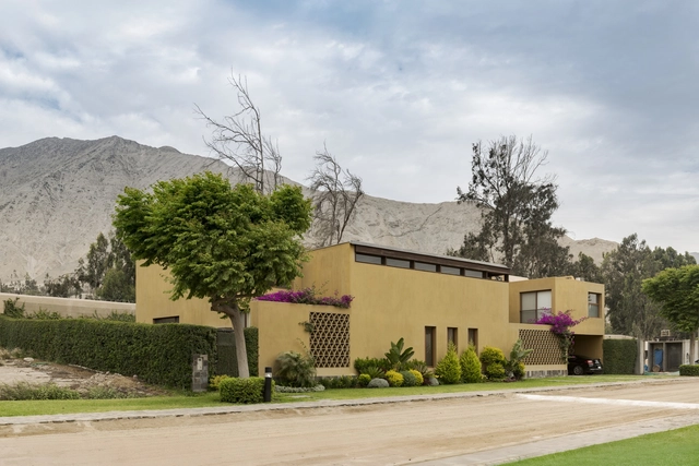 Casa em Cieneguilla / Vásquez & López Arquitectos - Fotografia de Exterior, Casas, Jardim