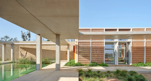 Casa Tres Patis / TwoBo arquitectura - Casas
