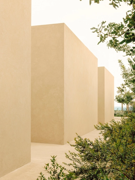 Casa Pátio / Solum Studio  - Casas