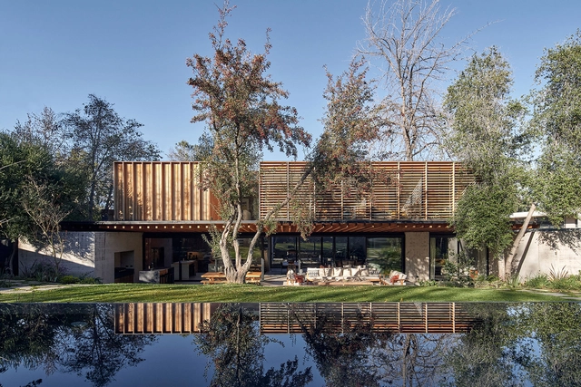 Casa La Chupalla / Juan Carlos Sabbagh Arquitectos - Casas