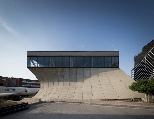 Sede da AVA Communications / KRDS (Kourosh Rafiey Design Studio) - Fotografia de Exterior, Infraestrutura, Escada