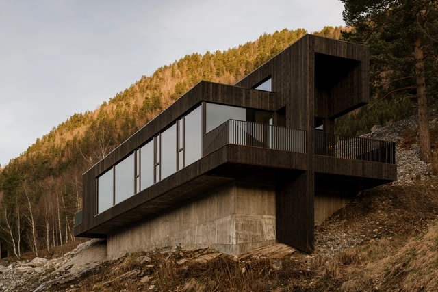 18-07 Casa de Vacaciones / OFFICE INAINN - Fotografía exterior, Casas