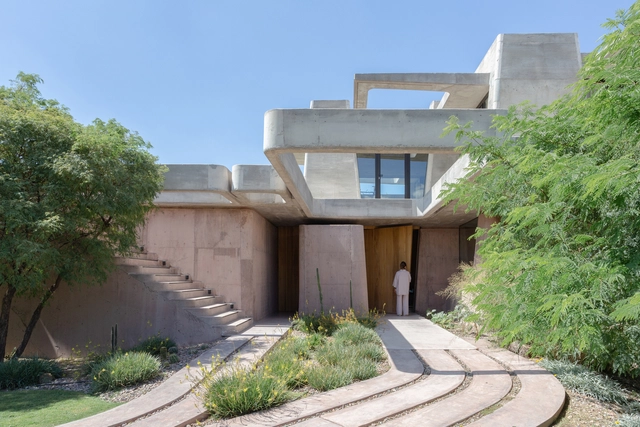 OF. Brutal Honesty Mountain House / OF. Studio - Exterior Photography, Houses, Column