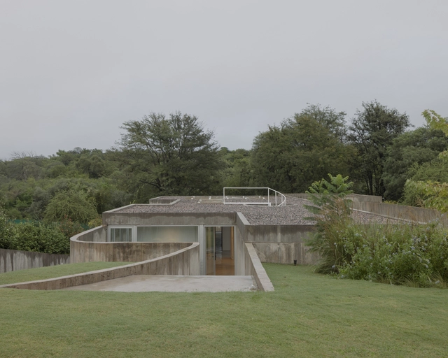 Casa Clausura / Agustín Lozada - Fotografía exterior, Casas