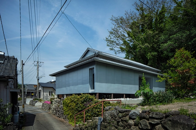 Casa dos Espíritos Locais / atelier SALAD - Fotografia de Exterior, Casas