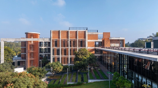 Escuela Euro Banerghatta / Vijay Gupta Architects (VGA) - Escuelas