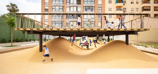 Patios de recreo inclusivos: todos pueden jugar a través de la arquitectura - Imagen Principal