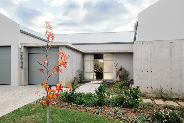 Parys House / Nadine Engelbrecht Architect - Houses