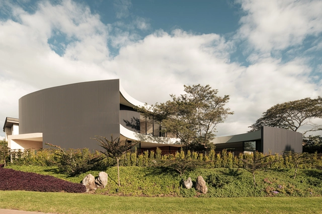 Casa Riba / TEC - Taller EC - Casas