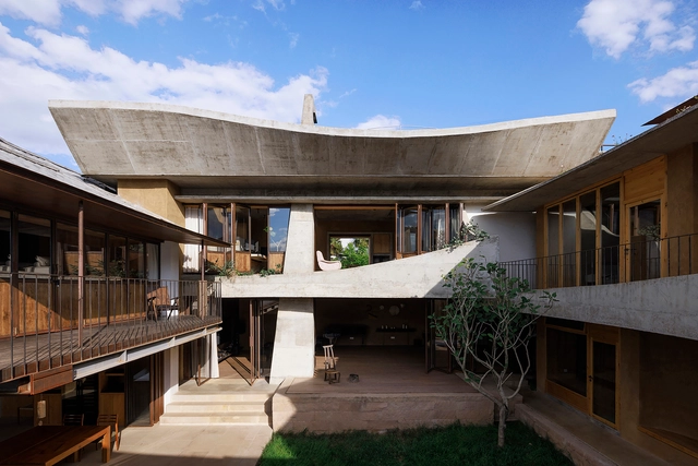 No. 8 House in Dongnan Village  / xiān Architects - Houses
