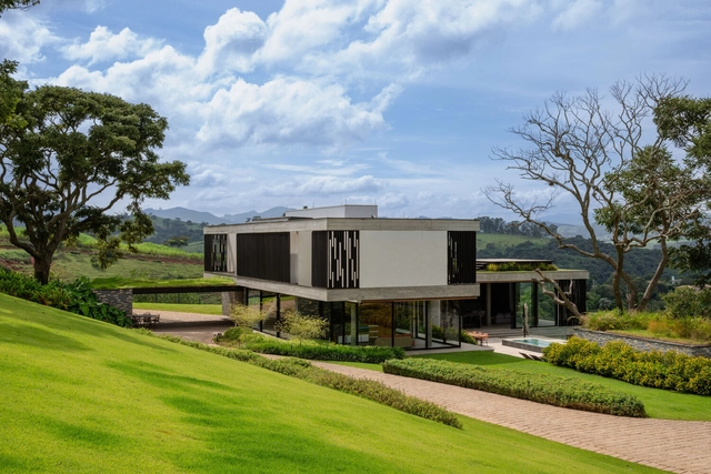 Morada dos Jacarandás  / Studio Miravan - Fotografia de Exterior, Casas, Jardim