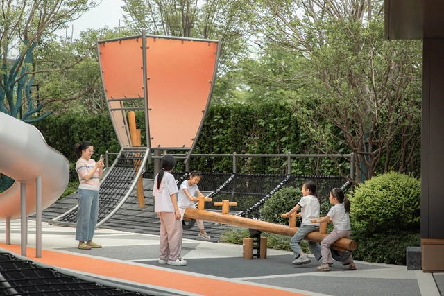 南阳汇隆大区儿童活动空间 / 喜随设计 - 建筑图, 景观装置