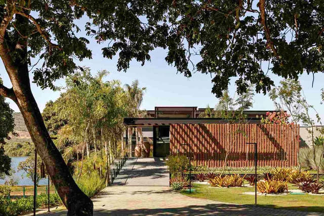 Lake House / Dayala e Rafael arquitetos associados - Exterior Photography, Houses