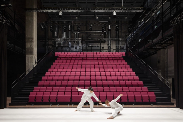 Choreographing Space: Architecture and Dance as Interdisciplinary Practices - Featured Image